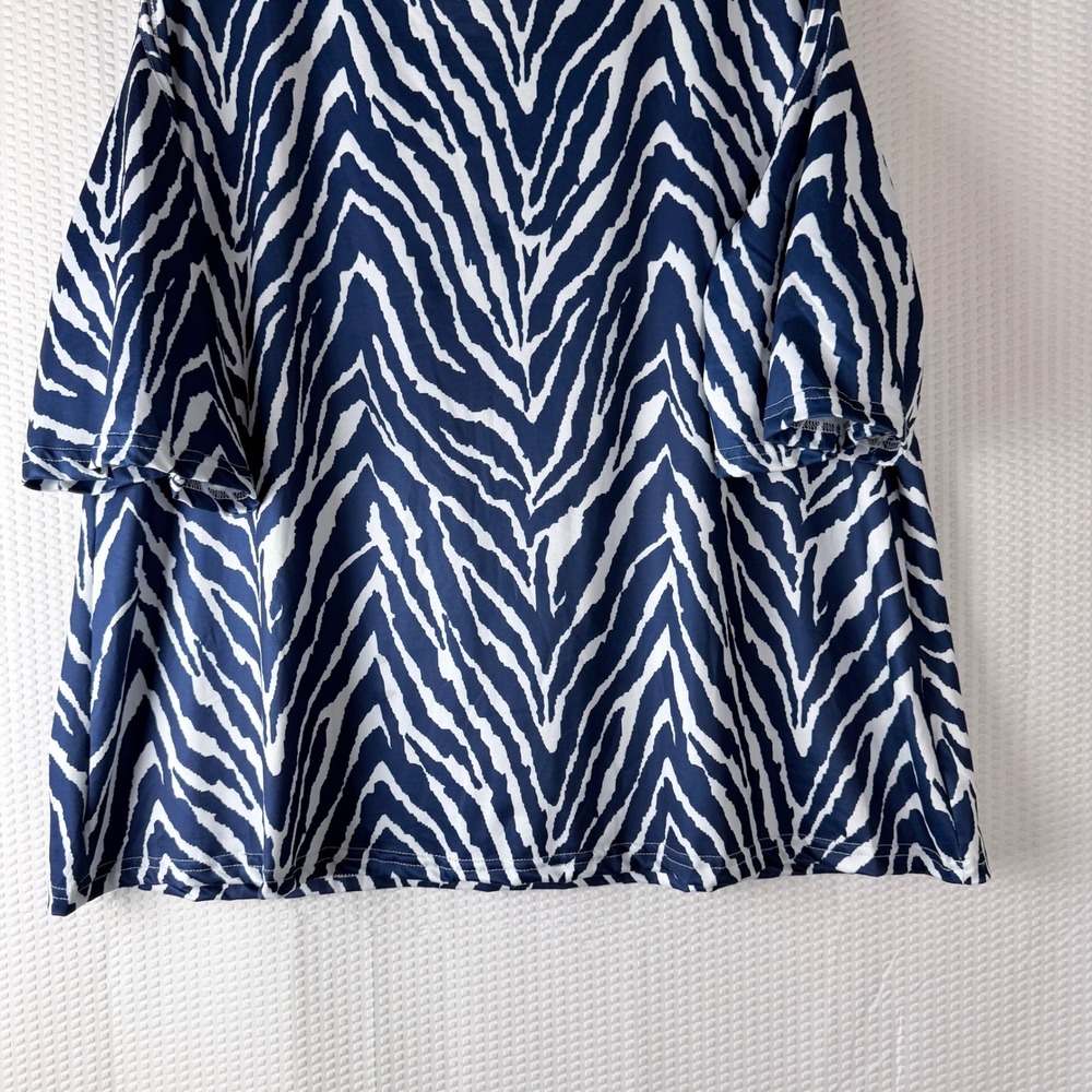 NWOT Women's 5XL Navy Zebra Print Cold Shoulder Top Resort Boat Travel Relax Fit - Picture 9 of 9
